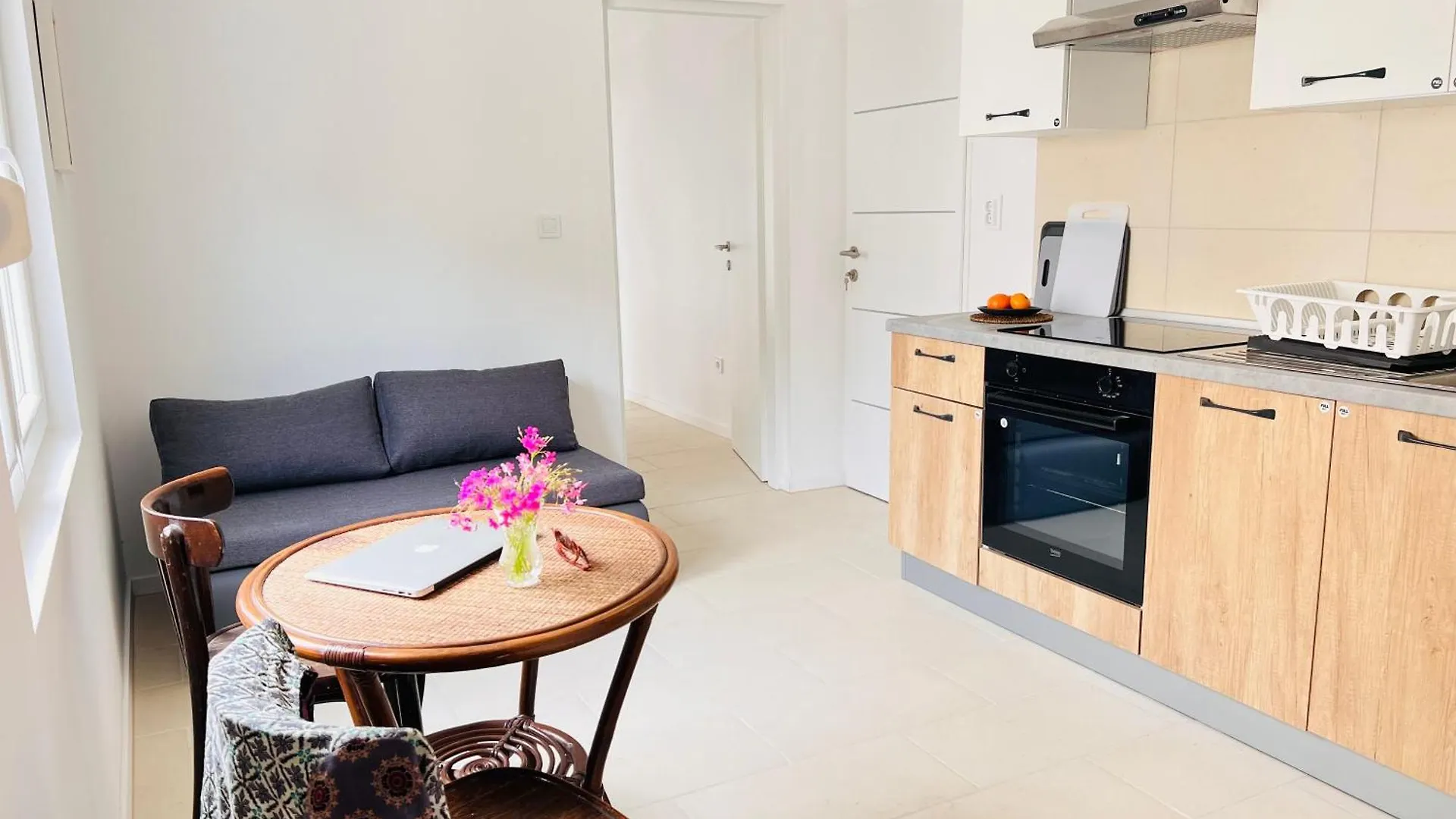 Sea Breeze Apartments Starigrad Paklenica